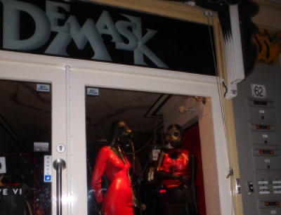 Demask Distribution Demask Distribution