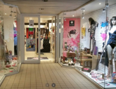 La Charmante Boutique La Charmante Boutique