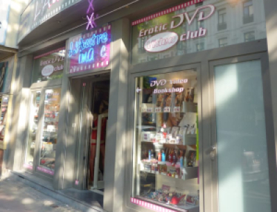LAutre Image LAutre Image