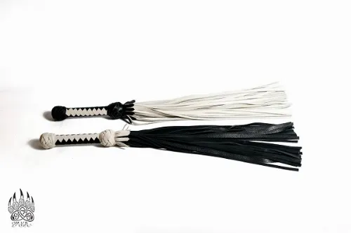 Flogger: Types and Ways to Use